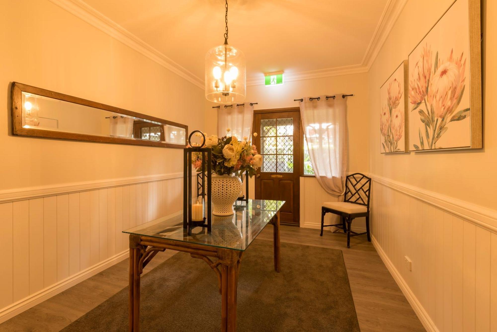 Maleny Hotel Екстер'єр фото