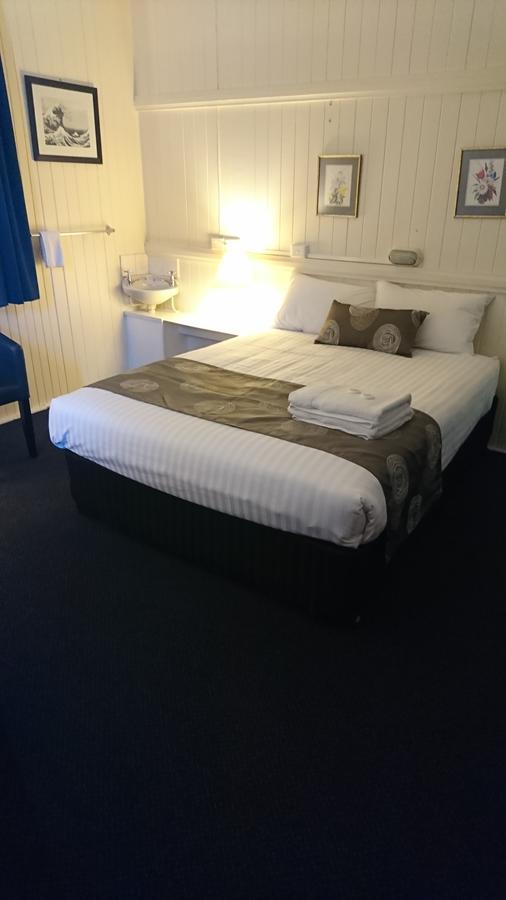 Maleny Hotel Екстер'єр фото