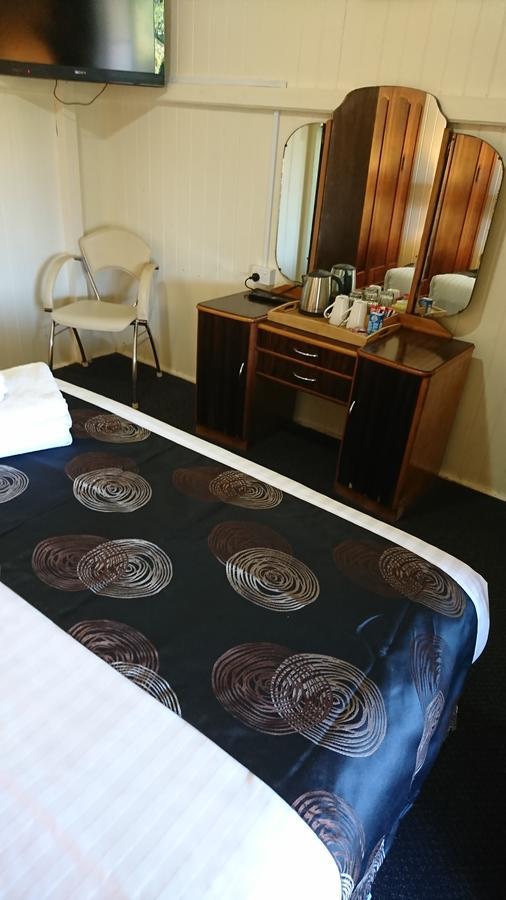 Maleny Hotel Екстер'єр фото