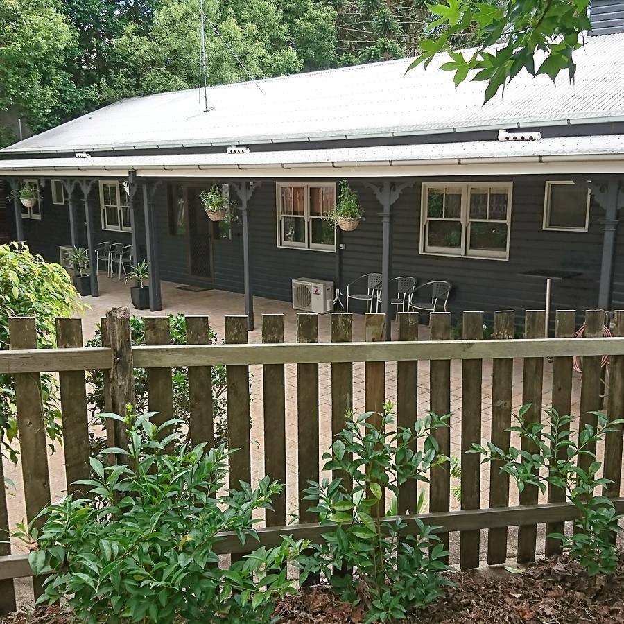 Maleny Hotel Екстер'єр фото